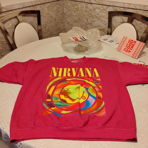 🆕 Urban Outfitters Nirvana Smile Overdyed Crewneck Sweashirt, S/M - Picture 12 of 16